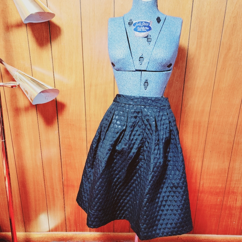 Elle black puffy skirt 8